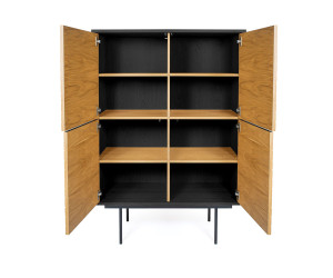 Stripe augstā kumode